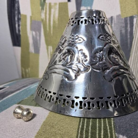 Vtg Rococo Style Silver Plated Metal Tea Pot Table Lamp Light With Ornate Shade - Picture 12 of 15